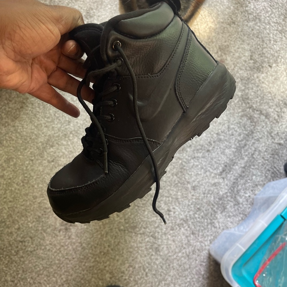 Kids Nike boots